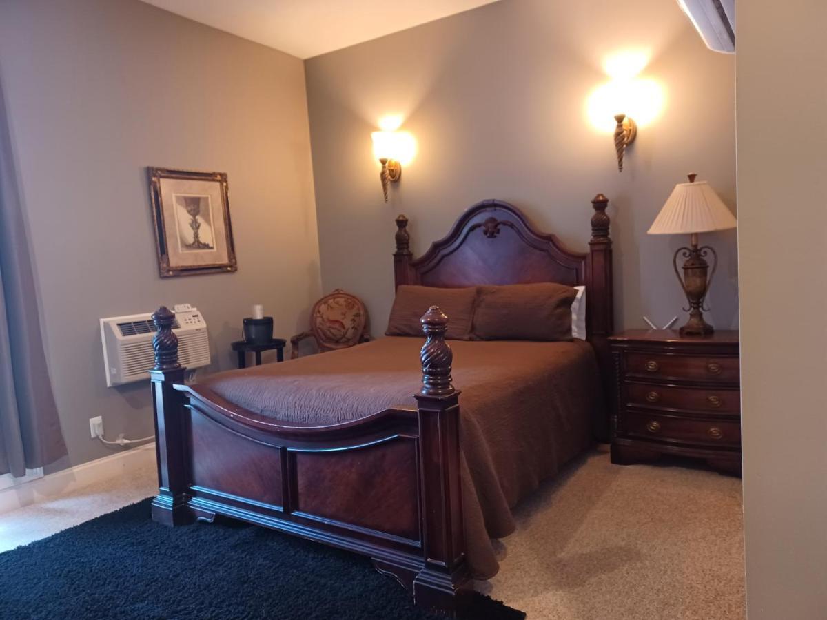 Natchez Manor Bed & Breakfast ภายนอก รูปภาพ